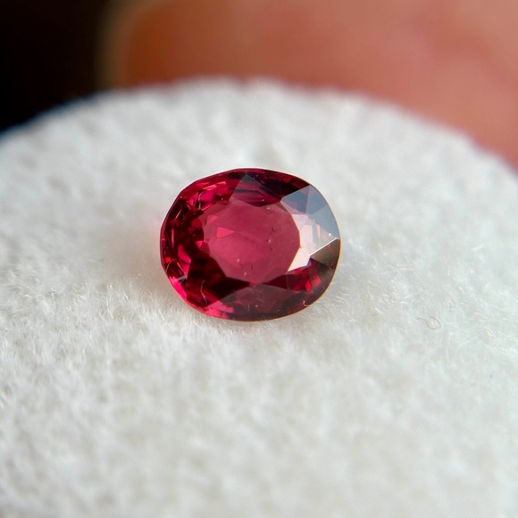 🔥 1.14 CT VIVID RED Natural SPINEL Burma Untreated Investment Gemstone - Picture 1 of 2